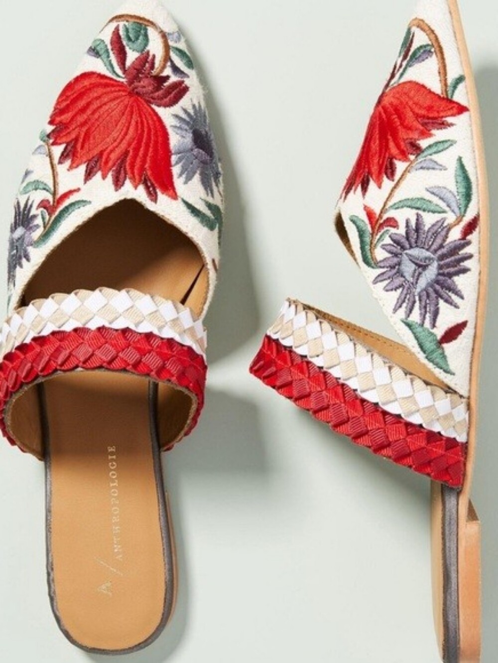 Anthropologie Paz Floral Embroidered Slides Size 41 New